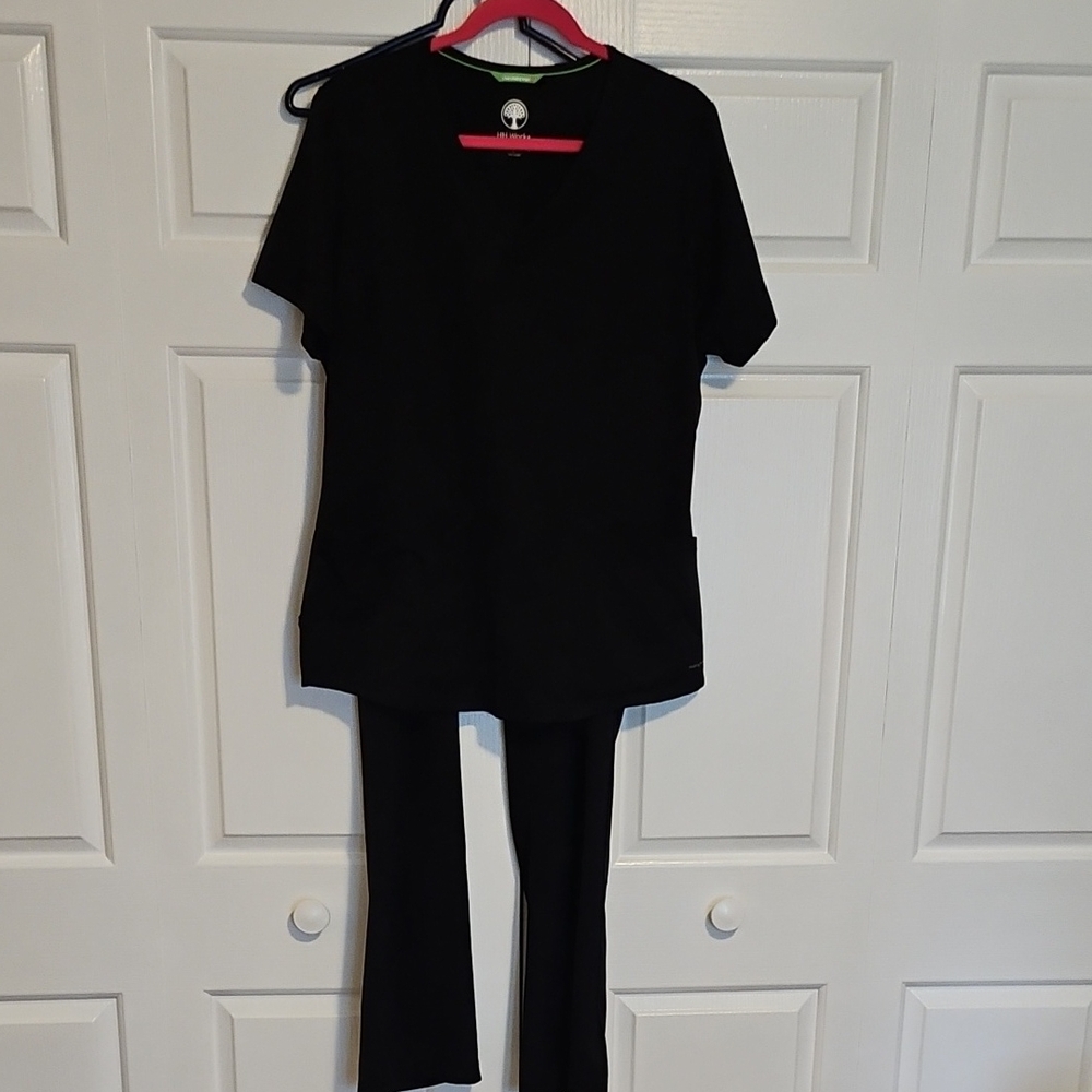Healing Hands Black  Scrub Top And Pants